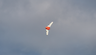 A UAV emits electric charge in fog